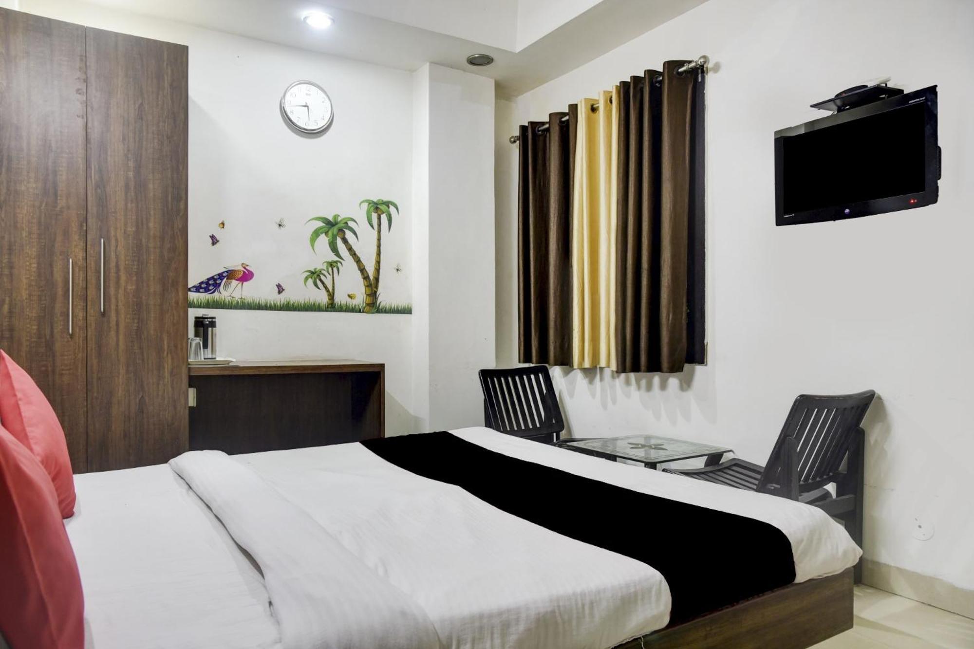 Hotel O Aditya Palace Bhopal Bagian luar foto