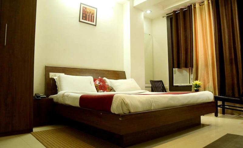 Hotel O Aditya Palace Bhopal Bagian luar foto
