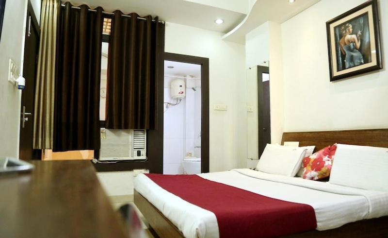 Hotel O Aditya Palace Bhopal Bagian luar foto